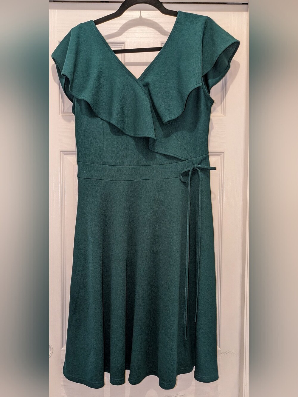 Sleeveless Ruffle Wrap Dress V Neck Swing A-Line Fit and Flare Green Size L